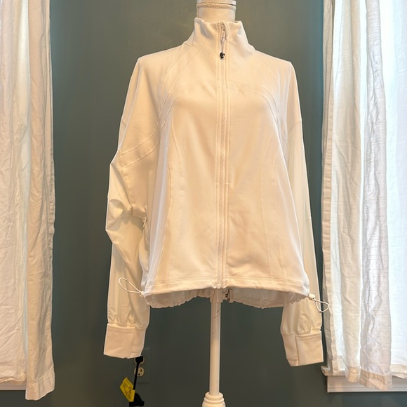 NEW w/tags - lululemon Define Relaxed-fit Jacket *Luon *FLASH SALE* - Picture 4 of 10